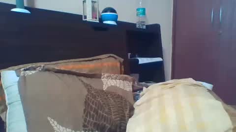 Raaz keeps ur Raaz online show from 01.04.25