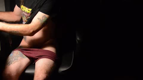 Snapshot of tripstocum chatting on 11.11.25 FluideAmer online show from 11.11.25