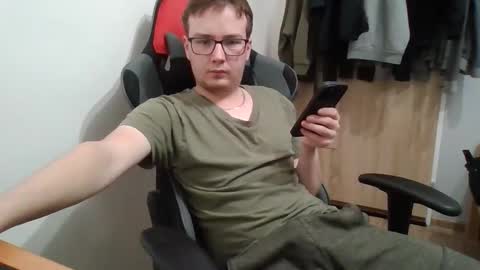 Snapshot of trisakk chatting on 11.18.25 trisakk online show from 11.18.25