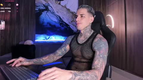 Snapshot of trisstan_ chatting on 12.09.24 Alexander online show from 12.09.24