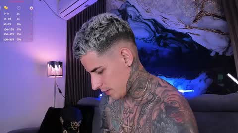 Snapshot of trisstan_ chatting on 12.21.24 Alexander online show from 12.21.24