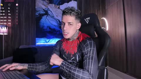 Snapshot of trisstan_ chatting on 01.20.25 Alexander online show from 01.20.25