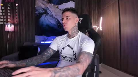 Snapshot of trisstan_ chatting on 09.12.25 Alexander online show from 09.12.25