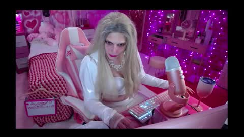 trista_doll online show from 02.01.25