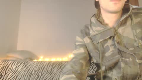 Snapshot of tristan_fantasycam22 chatting on 01.05.25 Tristan And Samara online show from 01.05.25