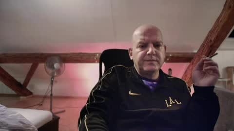 Triton online show from 05.05.26