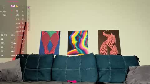 Snapshot of trixibell chatting on 02.13.26 trixibell online show from 02.13.26