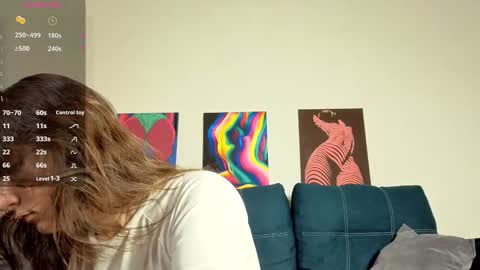 Snapshot of trixibell chatting on 02.26.26 trixibell online show from 02.26.26