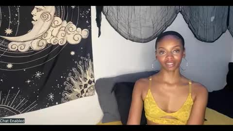 trixie_luv online show from 11.19.25