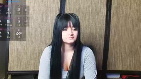 trixiedoescamcam online show from 12.23.24