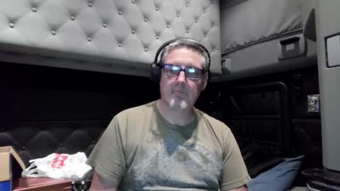 Snapshot of trkdrvr4you chatting on 09.30.25 TiggerLover73 online show from 09.30.25