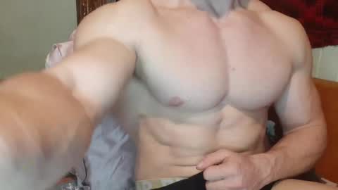 Troncq online show from 02.23.25