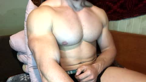 Troncq online show from 03.11.25