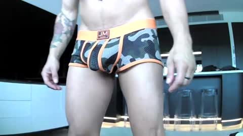 Snapshot of tropicalmadness chatting on 03.02.25 Archie Torres online show from 03.02.25