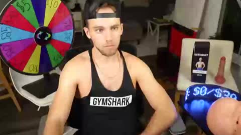 Snapshot of troy_greenxo chatting on 01.24.25 Troy Green online show from 01.24.25