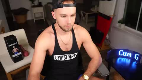 Snapshot of troy_greenxo chatting on 02.25.25 Troy Green online show from 02.25.25