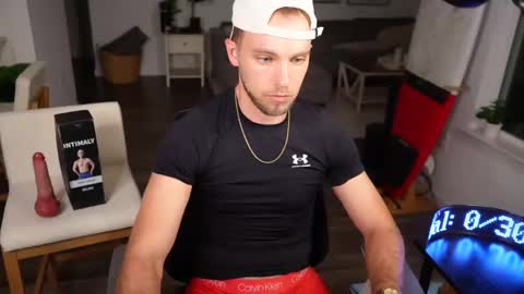 Snapshot of troy_greenxo chatting on 03.11.25 Troy Green online show from 03.11.25