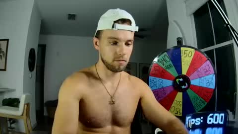 Snapshot of troy_greenxo chatting on 09.09.25 Troy Green online show from 09.09.25