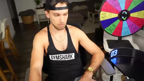 Snapshot of troy_greenxo chatting on 09.14.25 Troy Green online show from 09.14.25