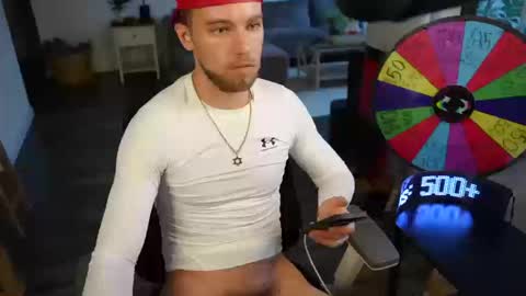 Snapshot of troy_greenxo chatting on 10.11.25 Troy Green online show from 10.11.25