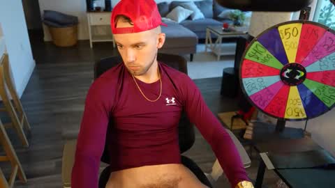 Snapshot of troy_greenxo chatting on 10.22.25 Troy Green online show from 10.22.25