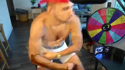 Snapshot of troy_greenxo chatting on 10.31.25 Troy Green online show from 10.31.25