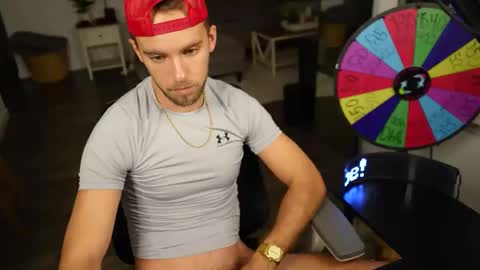 Snapshot of troy_greenxo chatting on 11.13.25 Troy Green online show from 11.13.25