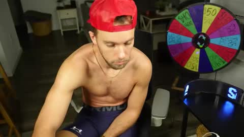 Snapshot of troy_greenxo chatting on 11.27.25 Troy Green online show from 11.27.25