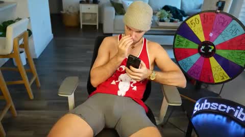 Snapshot of troy_greenxo chatting on 02.10.26 Troy Green online show from 02.10.26