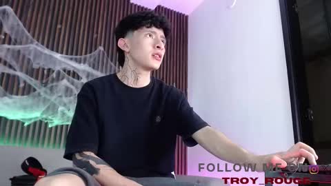 Troy online show from 10.25.25