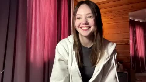 Snapshot of troybradshaw chatting on 04.03.26 Len online show from 04.03.26