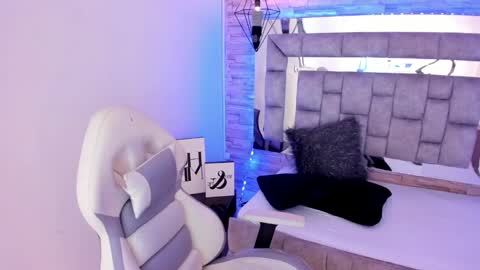   online show from 12.11.24