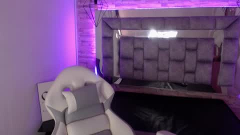   online show from 02.10.25