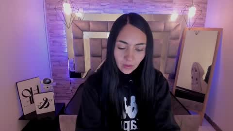   online show from 03.12.25