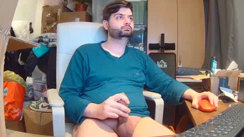 Trustmelove online show from 02.06.25