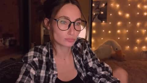 trying2fit online show from 09.23.25