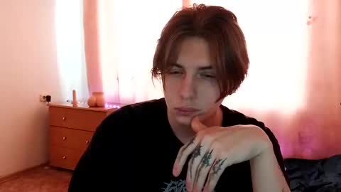 Emilum online show from 02.02.25