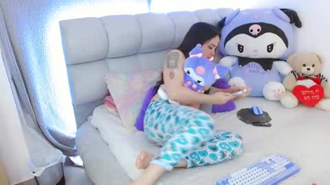 KYLIE QUEEN online show from 02.25.26