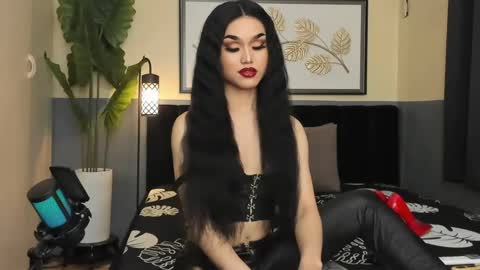 Saskia online show from 01.15.25