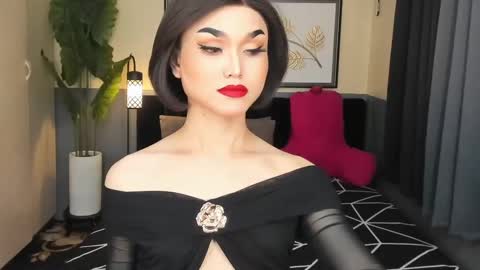 Saskia online show from 02.02.25