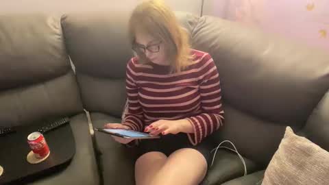 Snapshot of ts_hunnibunn chatting on 03.02.26 Hunnibun online show from 03.02.26