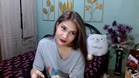 SHENA  online show from 02.17.25