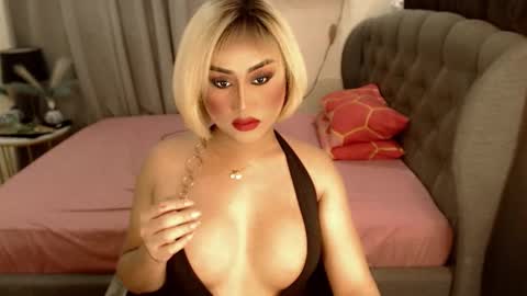 SEDUCTIVEmistresCUMS online show from 10.14.25