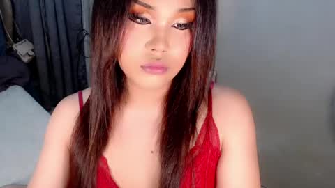 Snapshot of tsscarlett_xx chatting on 04.25.26 jayvie online show from 04.25.26