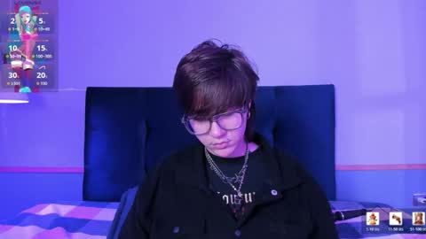 Snapshot of tsuki_maru chatting on 03.08.26 Maru online show from 03.08.26