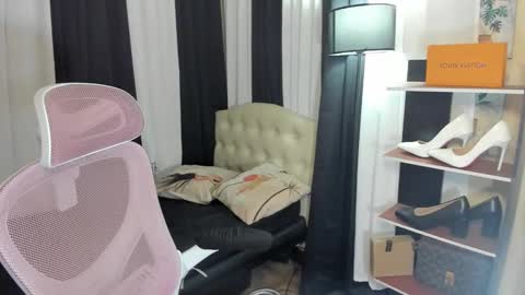 tsuncutmargauxx online show from 10.28.25