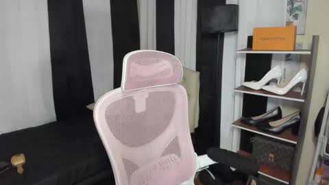 tsuncutrhein online show from 10.21.25