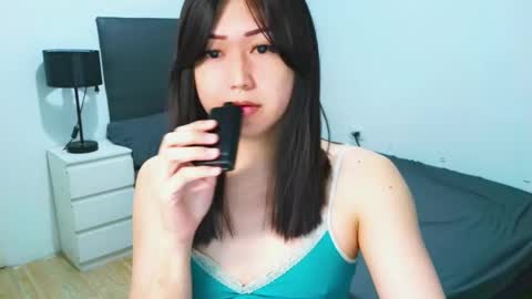 Victoria online show from 02.25.26