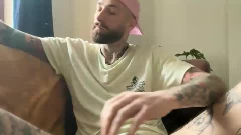 Tuhands online show from 04.09.26