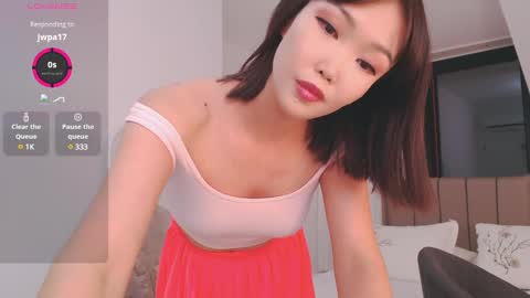 TumiLio online show from 12.17.24